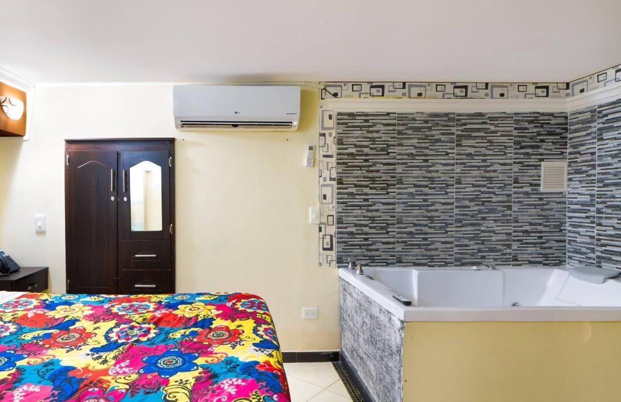 Apartamentos En El Poblado Medellín Kültér fotó