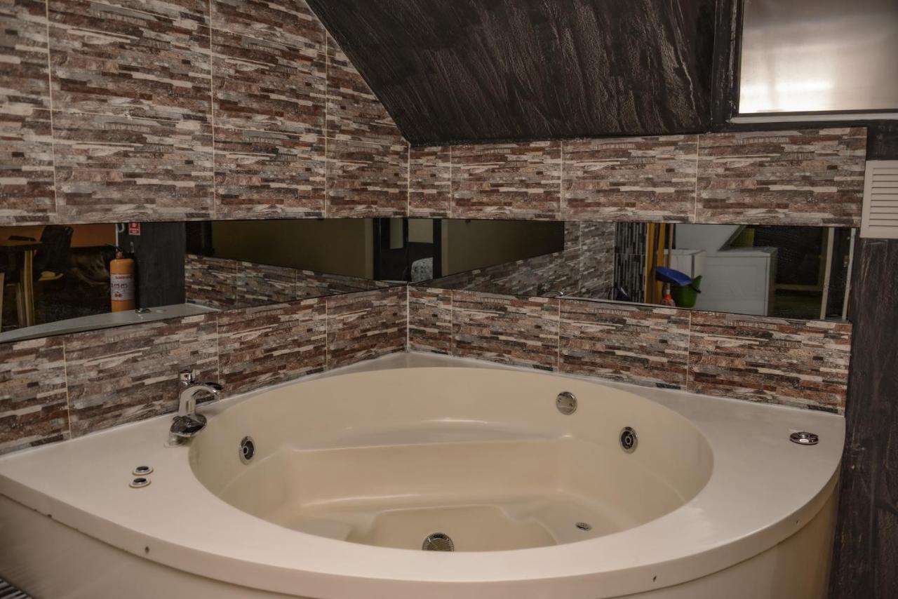 Apartamentos En El Poblado Medellín Kültér fotó